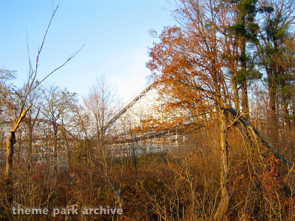 Raging Wolf Bobs at Geauga Lake