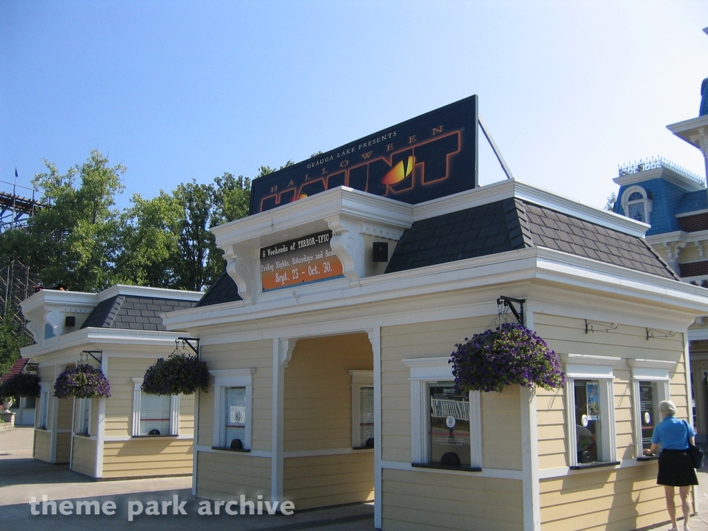 Halloween Haunt at Geauga Lake