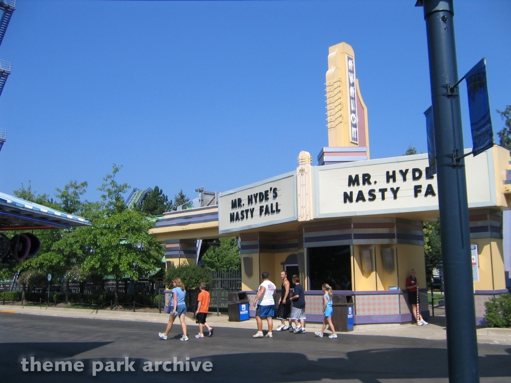 Mr. Hyde's Nasty Fall at Geauga Lake