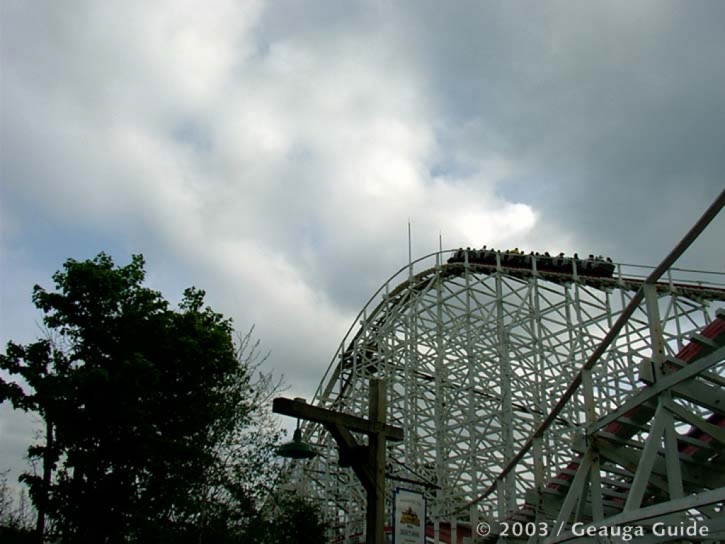 Raging Wolf Bobs at Geauga Lake
