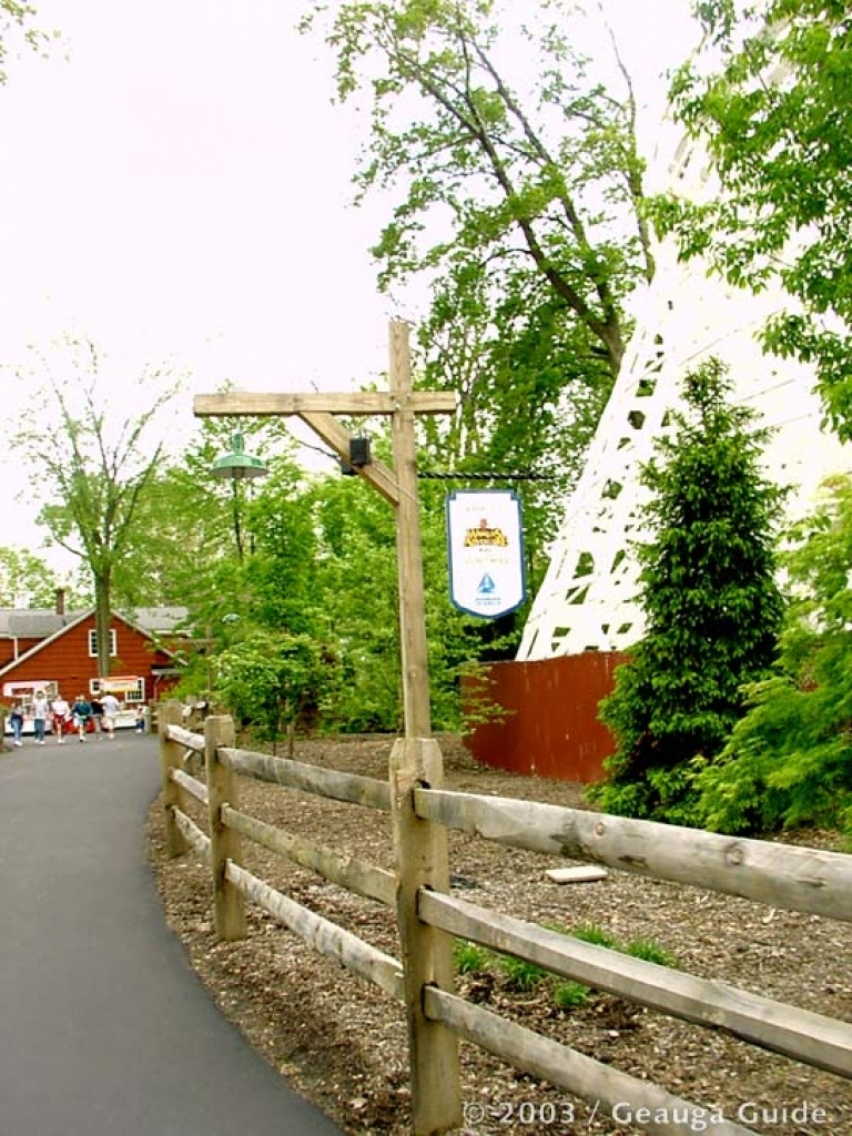 Raging Wolf Bobs at Geauga Lake