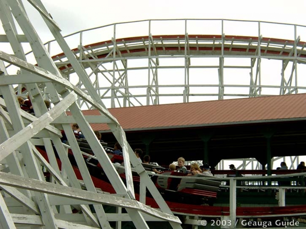 Raging Wolf Bobs at Geauga Lake