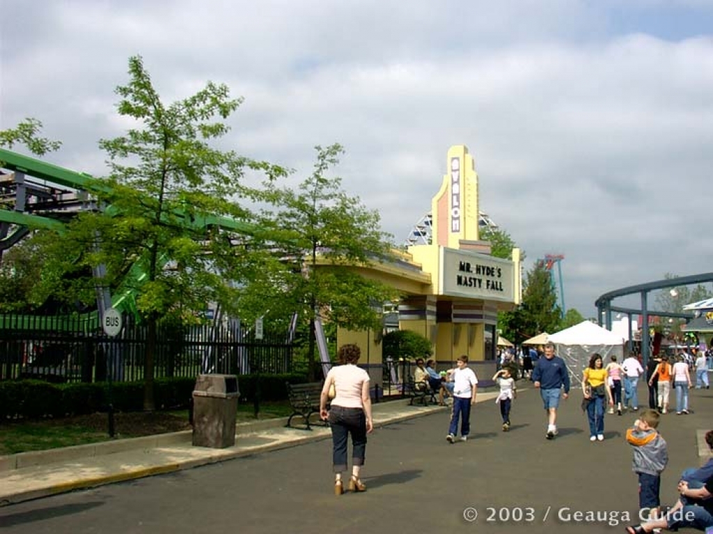 Mr. Hyde's Nasty Fall at Geauga Lake