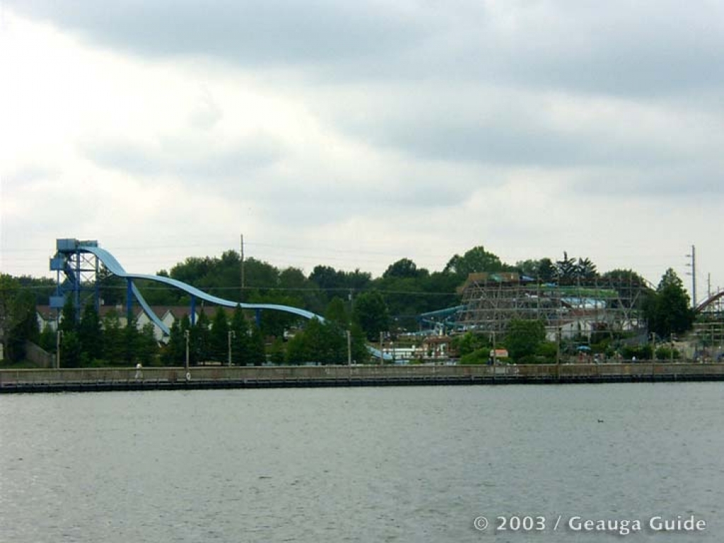 Stingray Falls at Geauga Lake