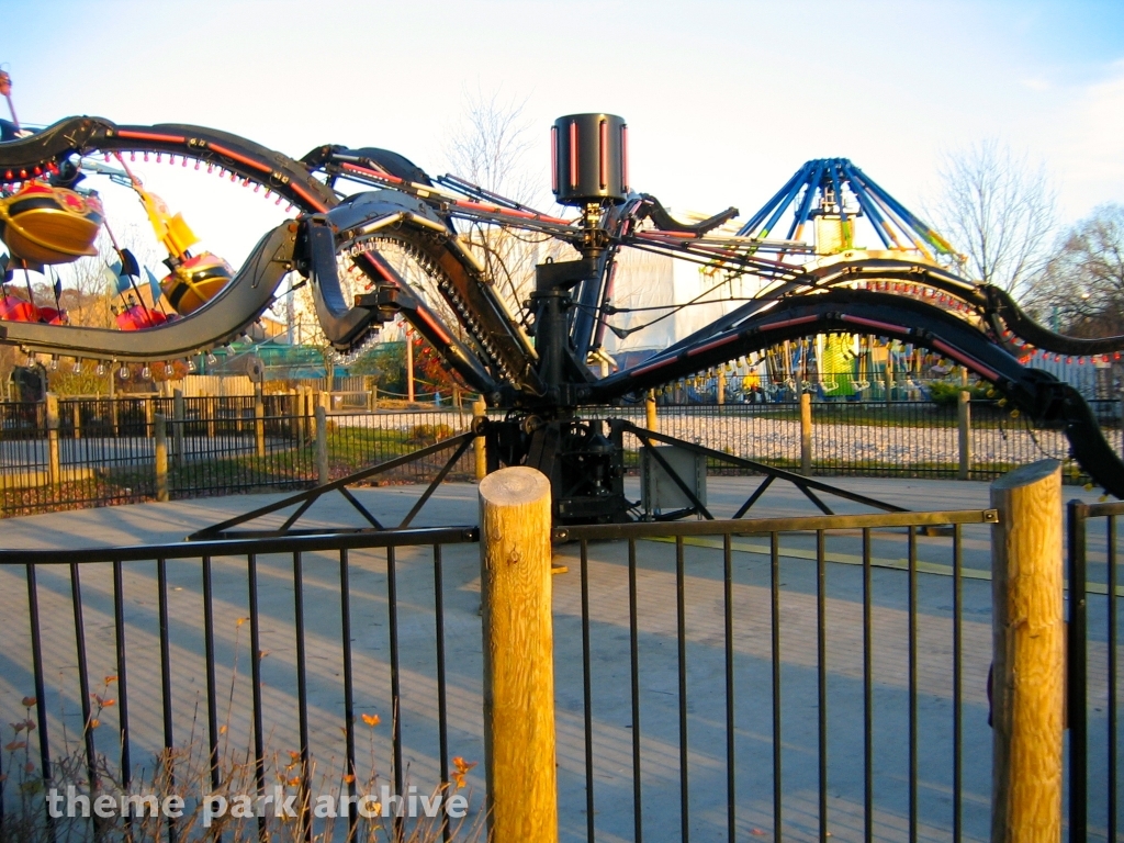 Black Squid at Geauga Lake