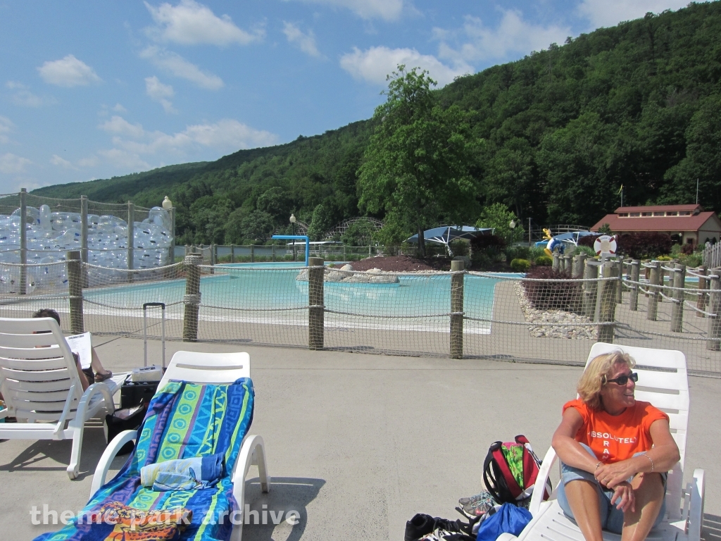 Crocodile Cove at Lake Compounce