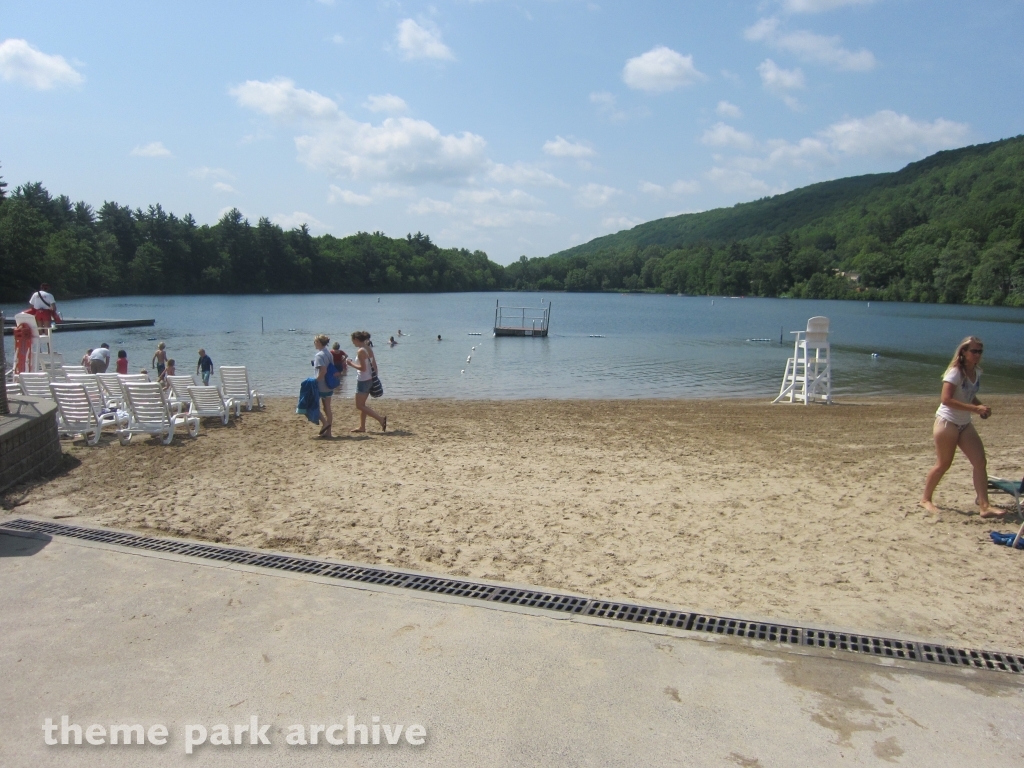 Crocodile Cove at Lake Compounce