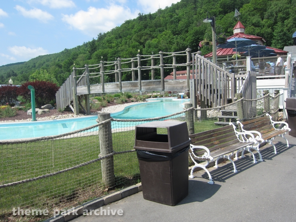 Crocodile Cove at Lake Compounce