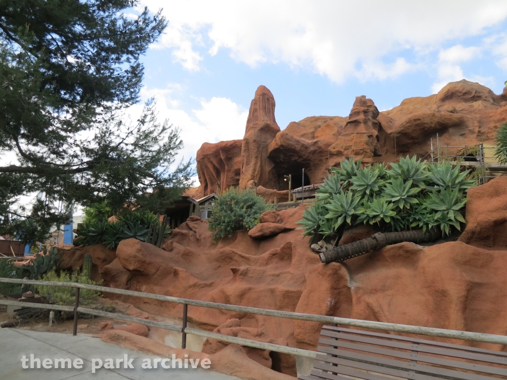 Timber Mountain Log Ride at Knott's Berry Farm