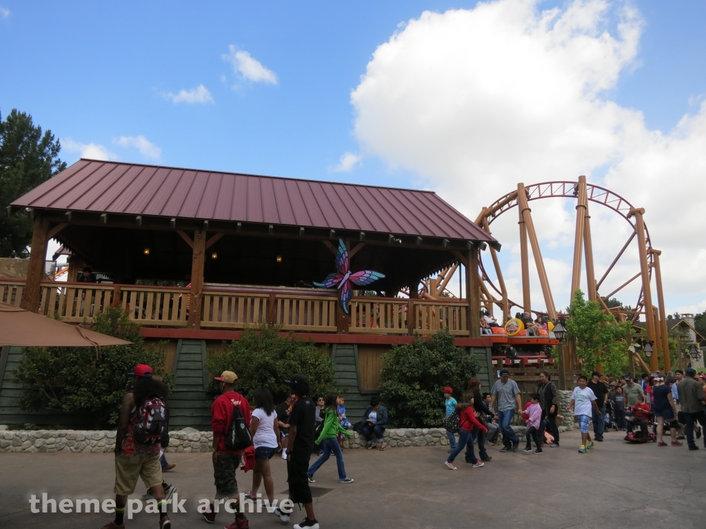 Sierra Sidewinder at Knott's Berry Farm