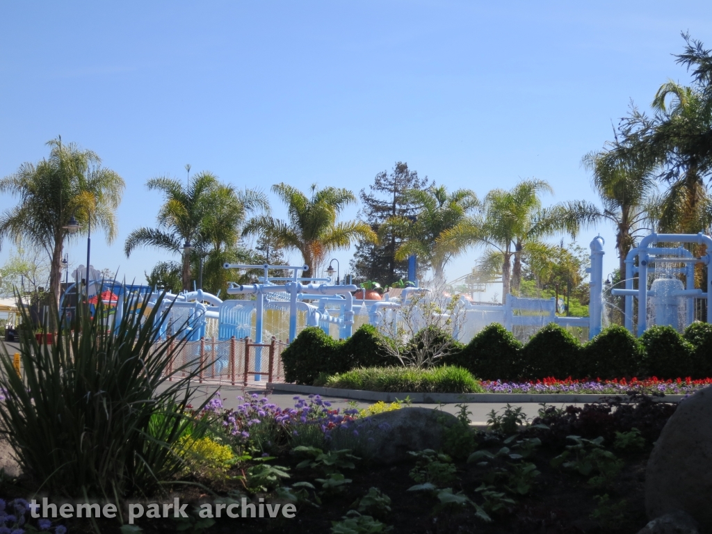 Planet Snoopy at California's Great America