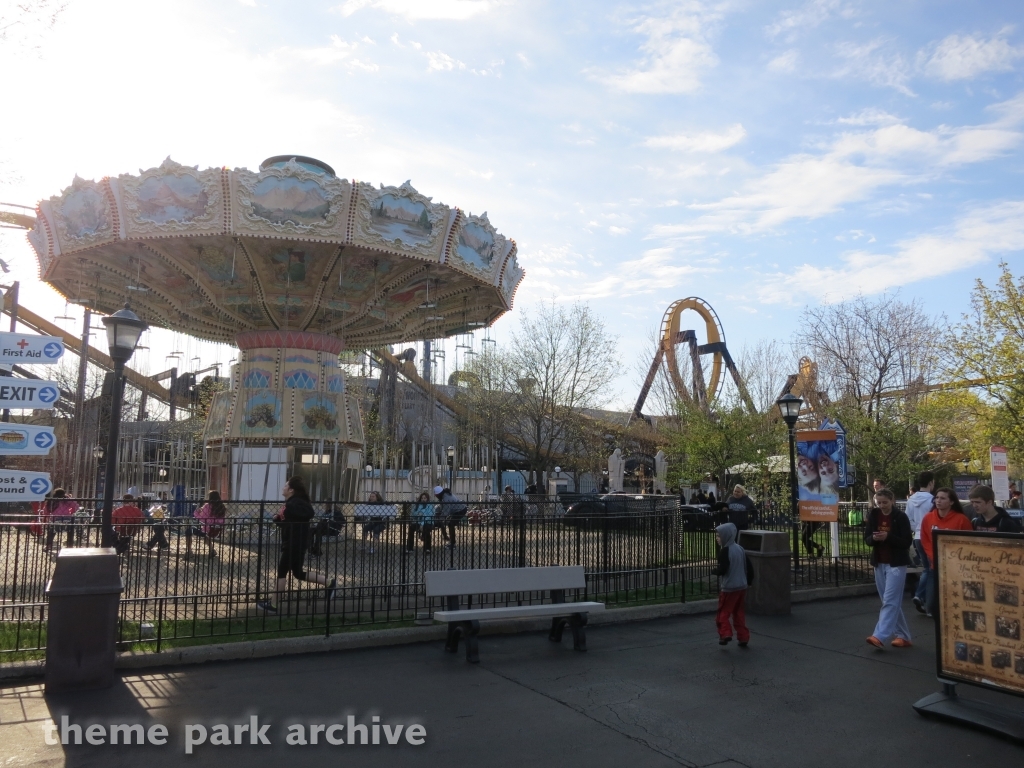 Whirligig at Six Flags Great America