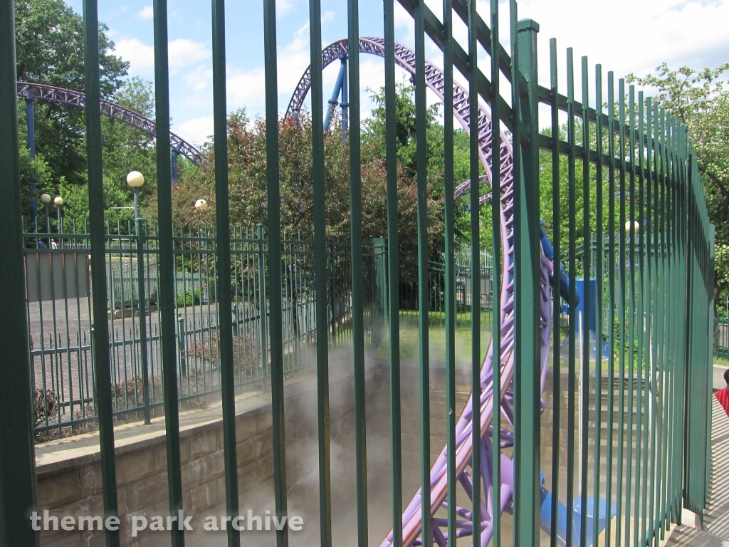 Superman The Ride at Six Flags New England