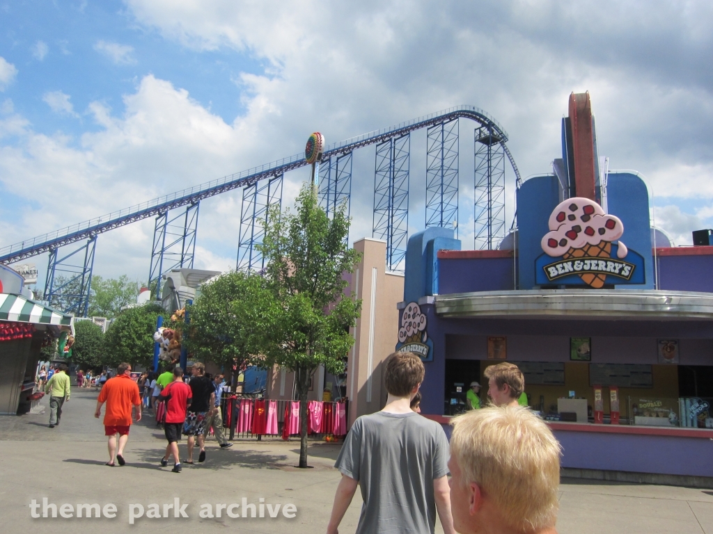 Superman The Ride at Six Flags New England