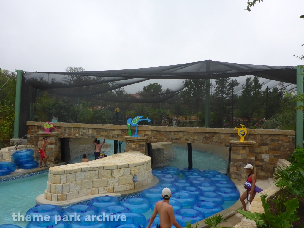 Roa's Aviary at SeaWorld San Antonio