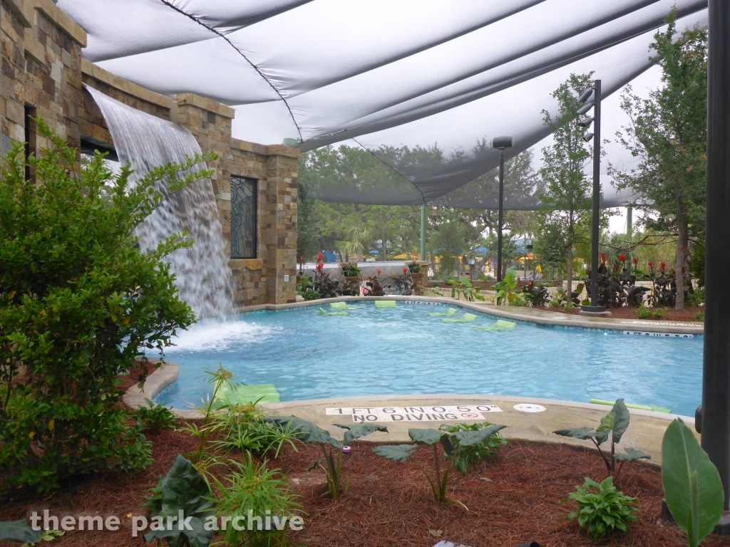 Roa's Aviary at SeaWorld San Antonio