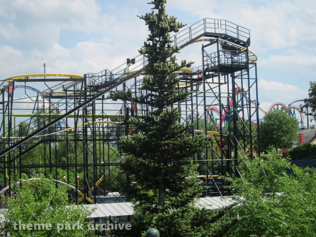 Gotham City Gauntlet Escape from Arkham Asylum at Six Flags New England