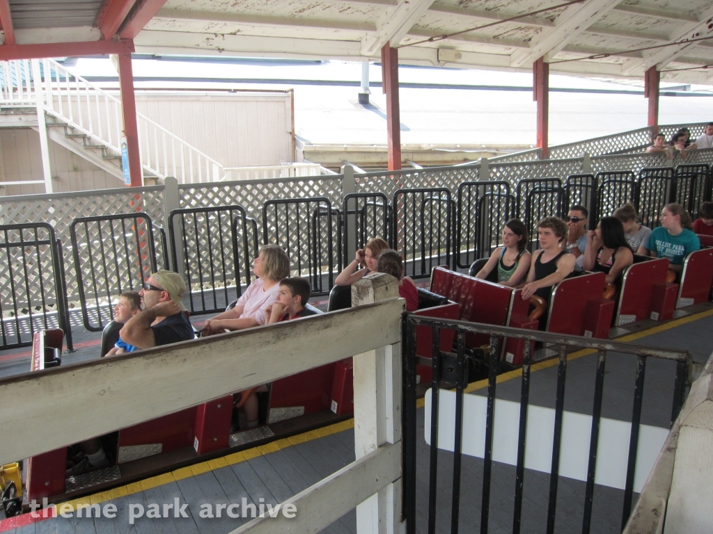 Thunderbolt at Six Flags New England