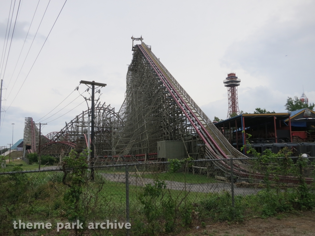 New Texas Giant at Six Flags Over Texas