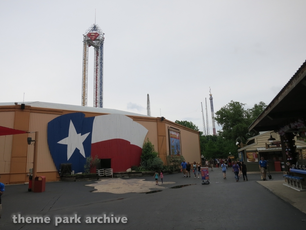 Tower at Six Flags Over Texas