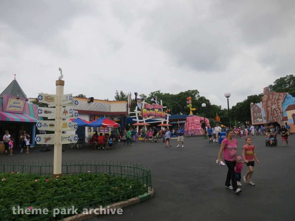 USA at Six Flags Over Texas
