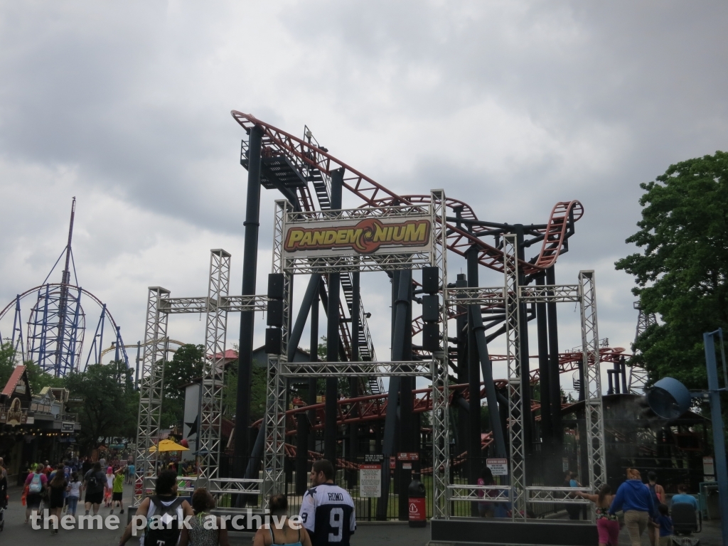 Pandemonium at Six Flags Over Texas