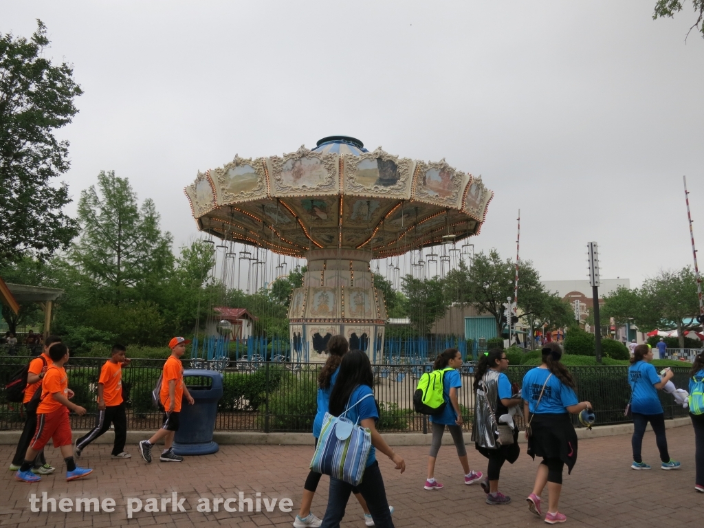 Whirligig at Six Flags Fiesta Texas