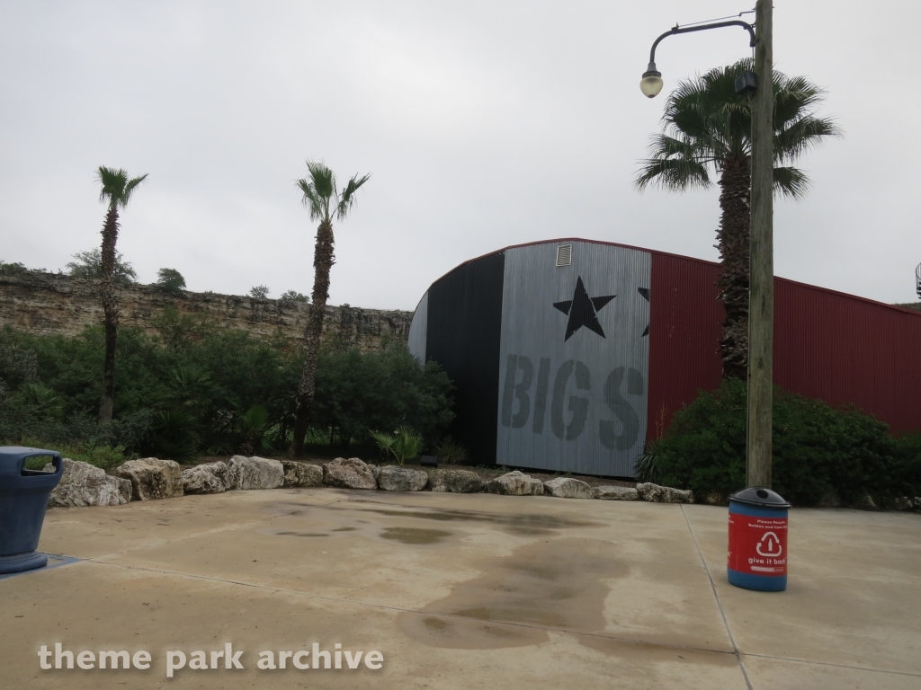 Pandemonium at Six Flags Fiesta Texas