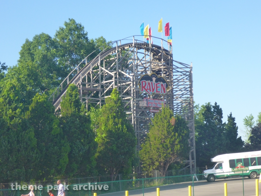 Raven at Holiday World