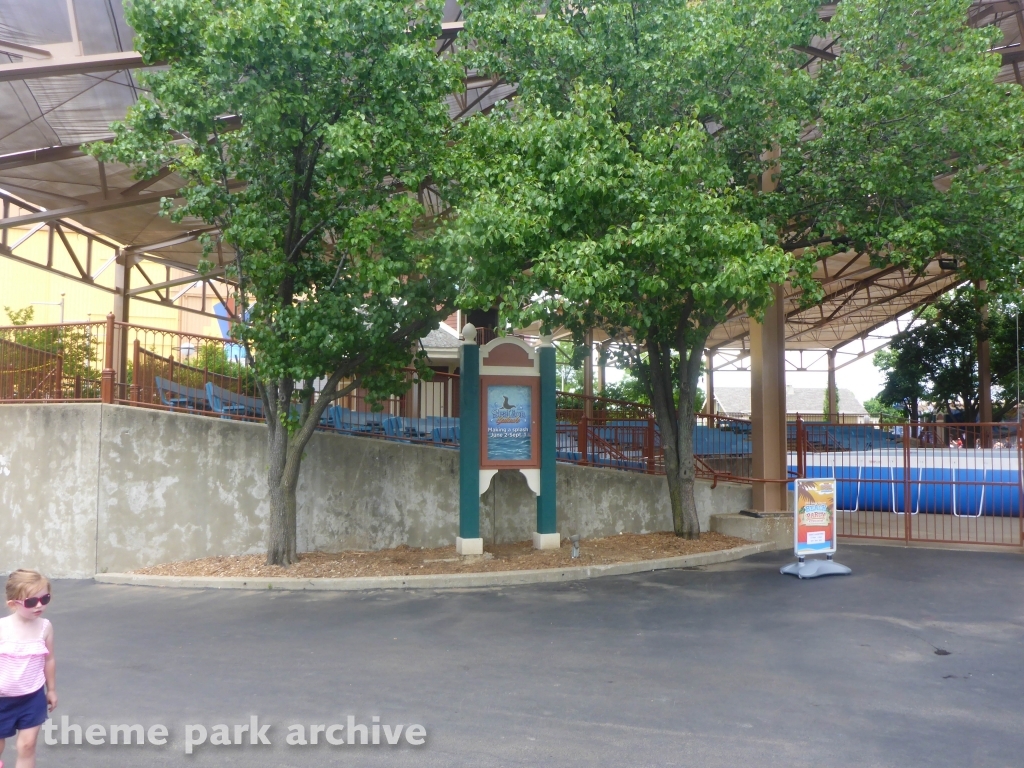 AQUA Theater at Kentucky Kingdom
