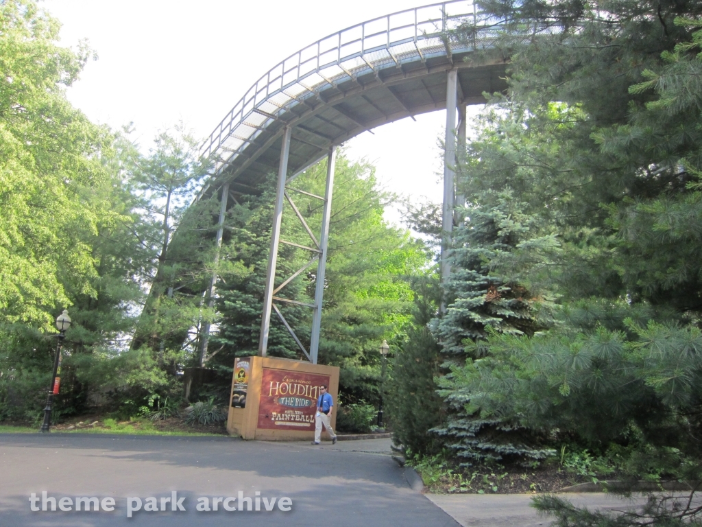 Shipwreck Falls at Six Flags New England