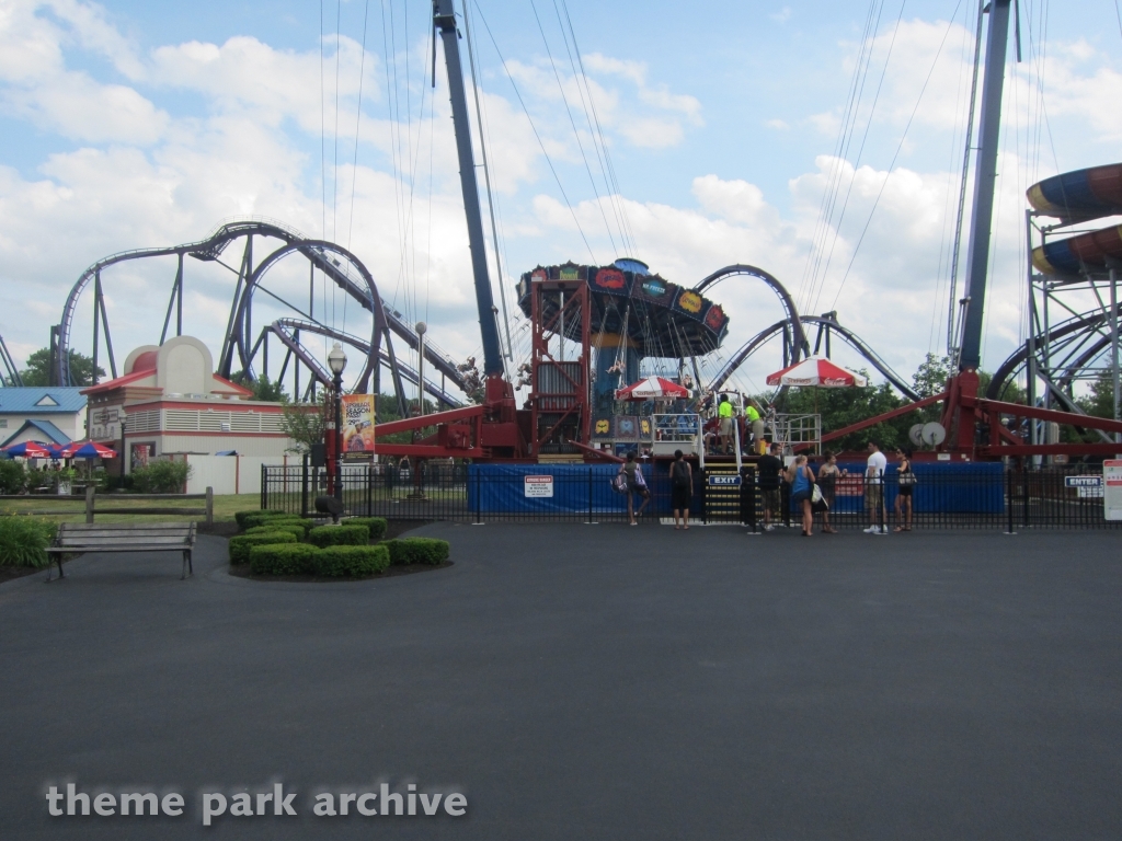Crime Wave at Six Flags New England