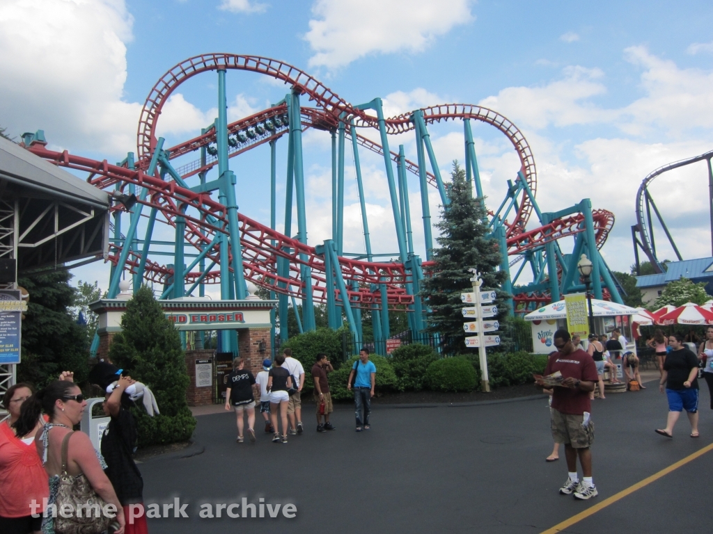 The Riddler Revenge at Six Flags New England