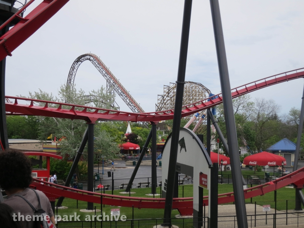 X Flight at Six Flags Great America