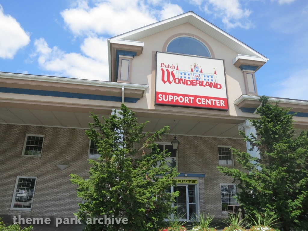 Support Center at Dutch Wonderland