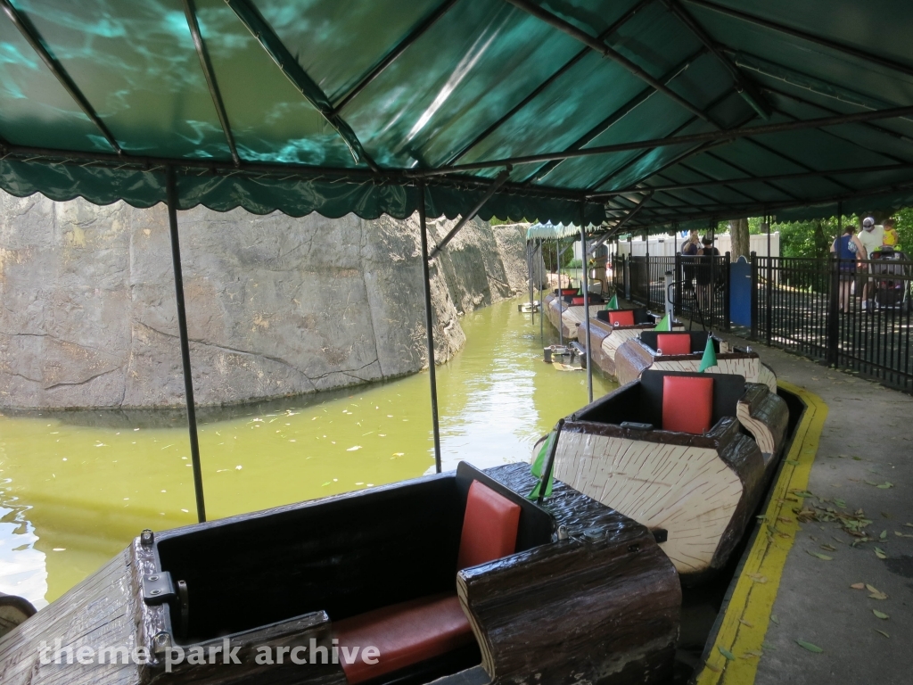 Dragon's Lair at Dutch Wonderland