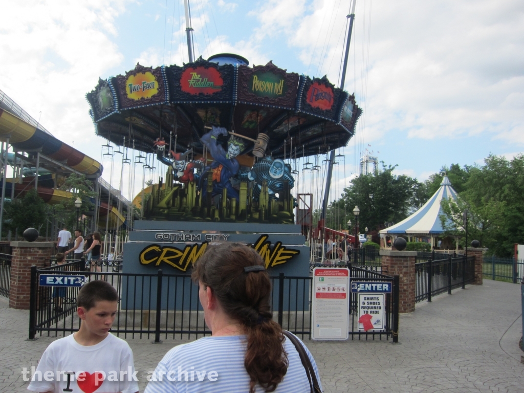 Crime Wave at Six Flags New England