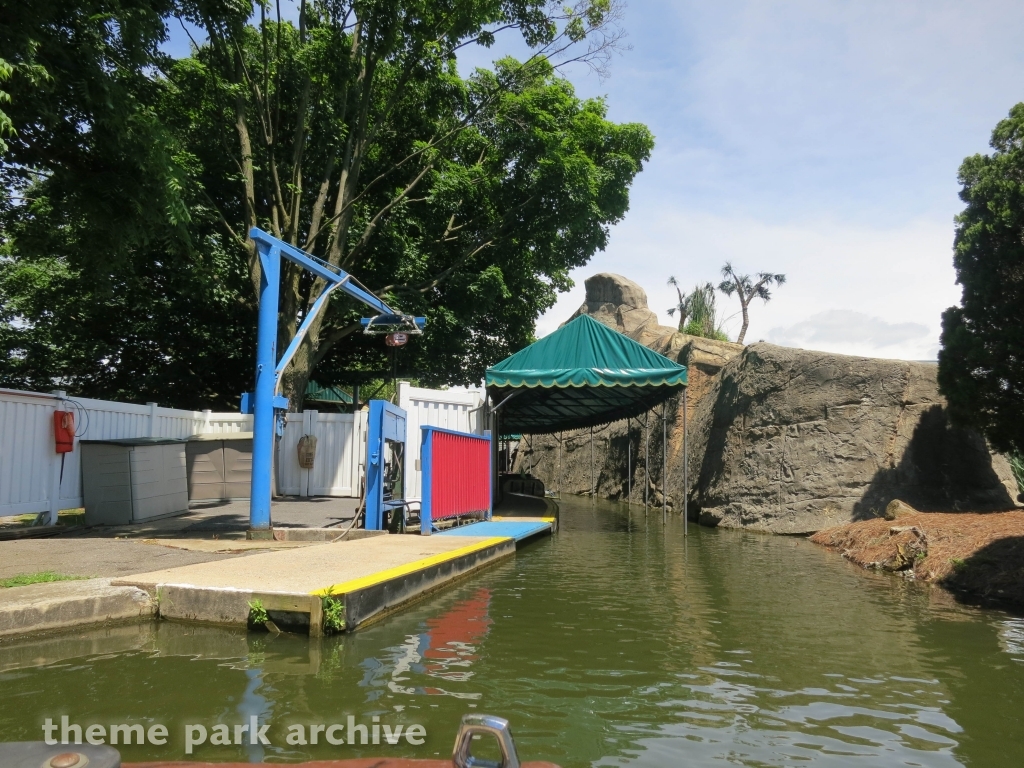 Dragon's Lair at Dutch Wonderland