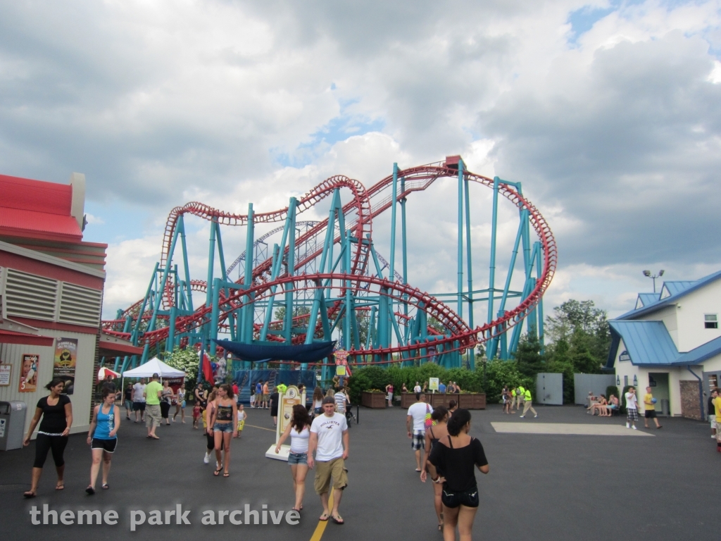 The Riddler Revenge at Six Flags New England