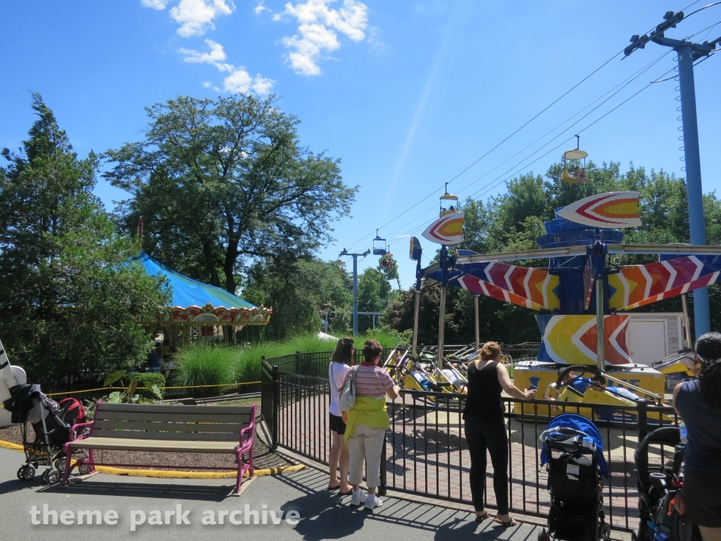 Kite Flight at Dutch Wonderland