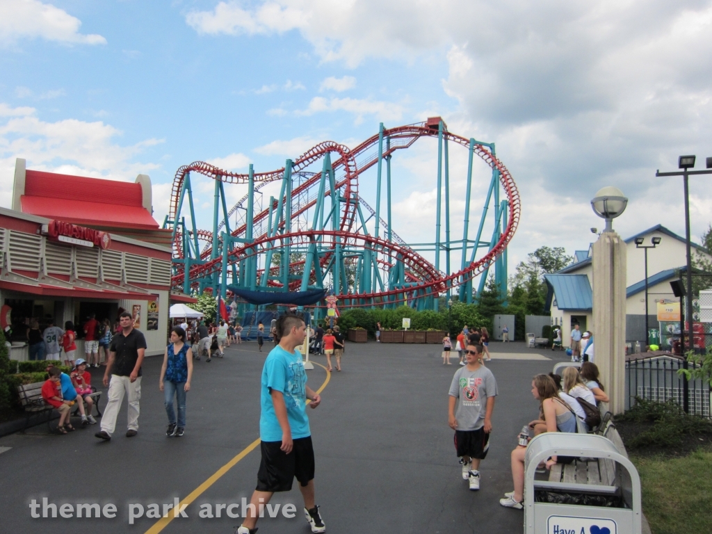 The Riddler Revenge at Six Flags New England