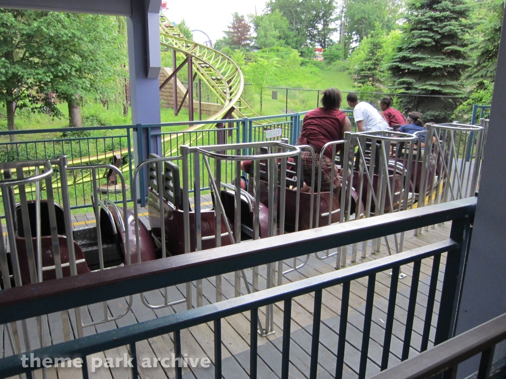 Catwoman's Whip at Six Flags New England