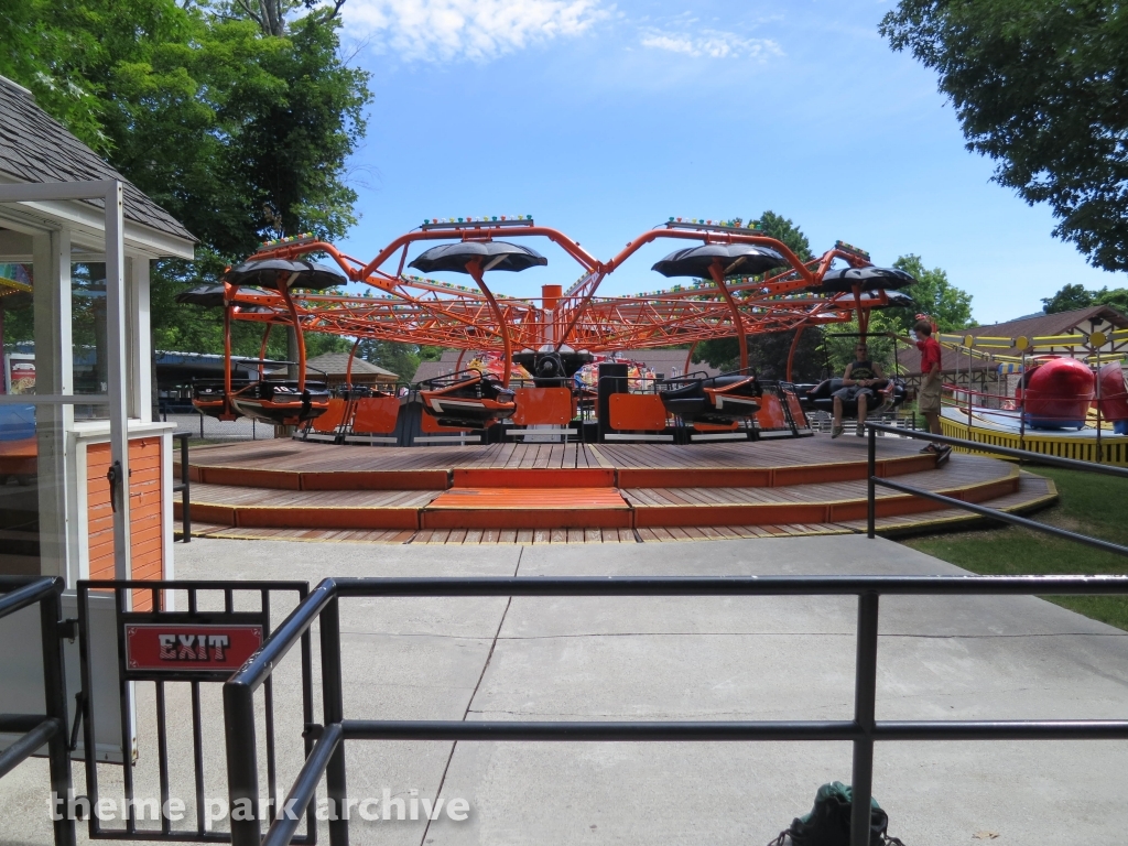 Paratrooper at DelGrosso's Amusement Park