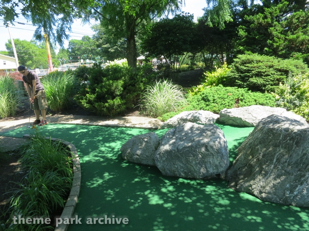 Championship Miniature Golf at DelGrosso's Amusement Park
