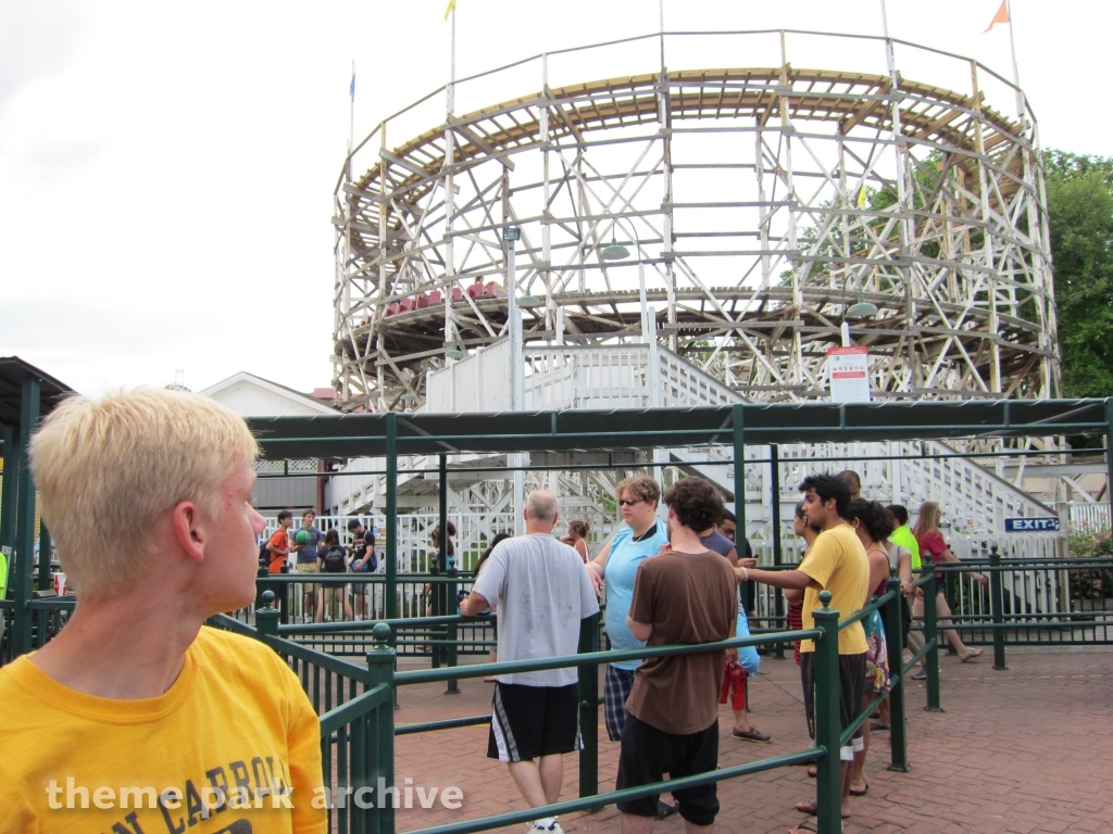 Thunderbolt at Six Flags New England