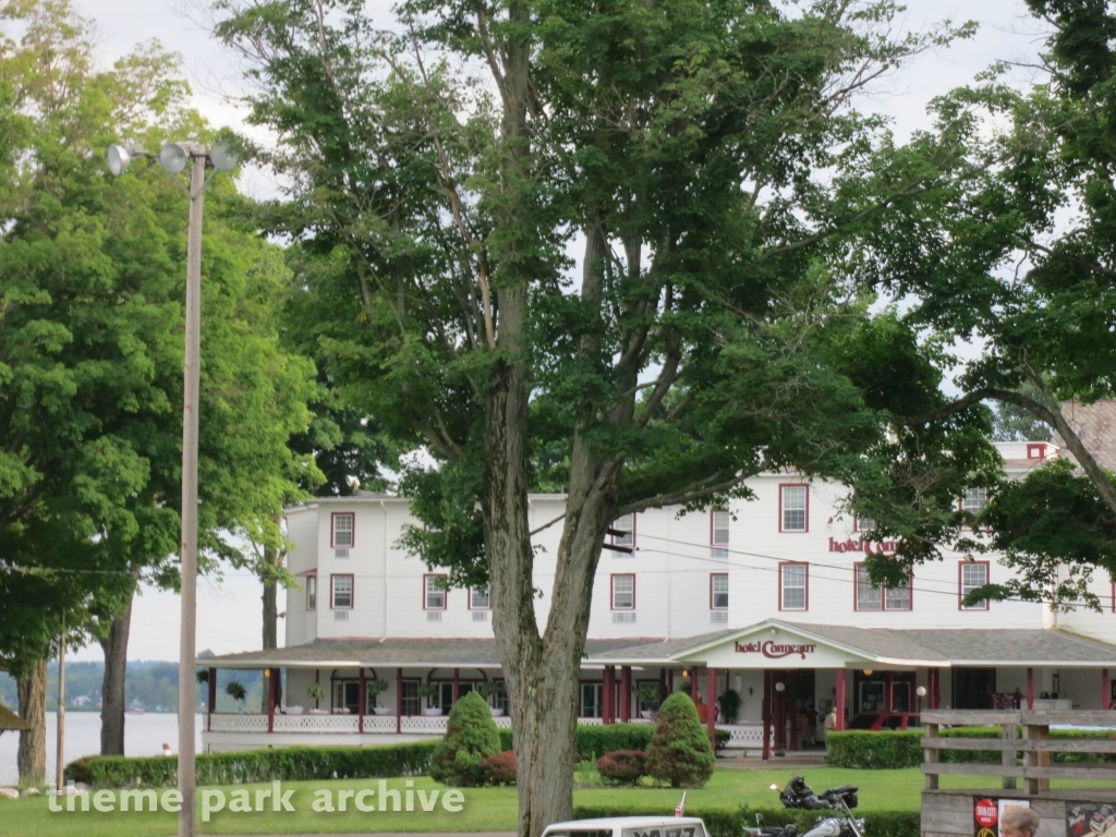Hotel Conneaut at Conneaut Lake Park