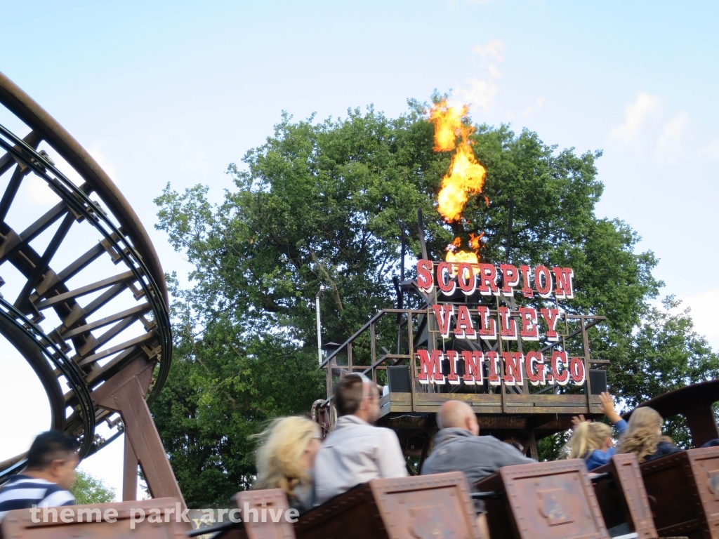 Scorpion Express at Chessington World of Adventures Resort