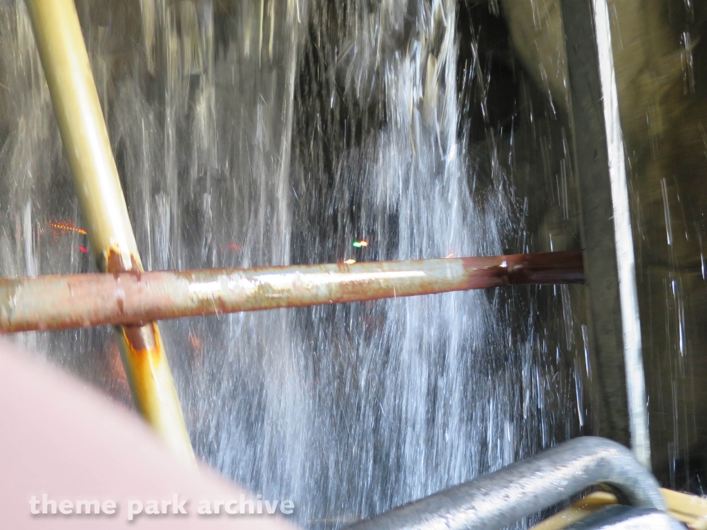 Zufari: Ride into Africa at Chessington World of Adventures Resort