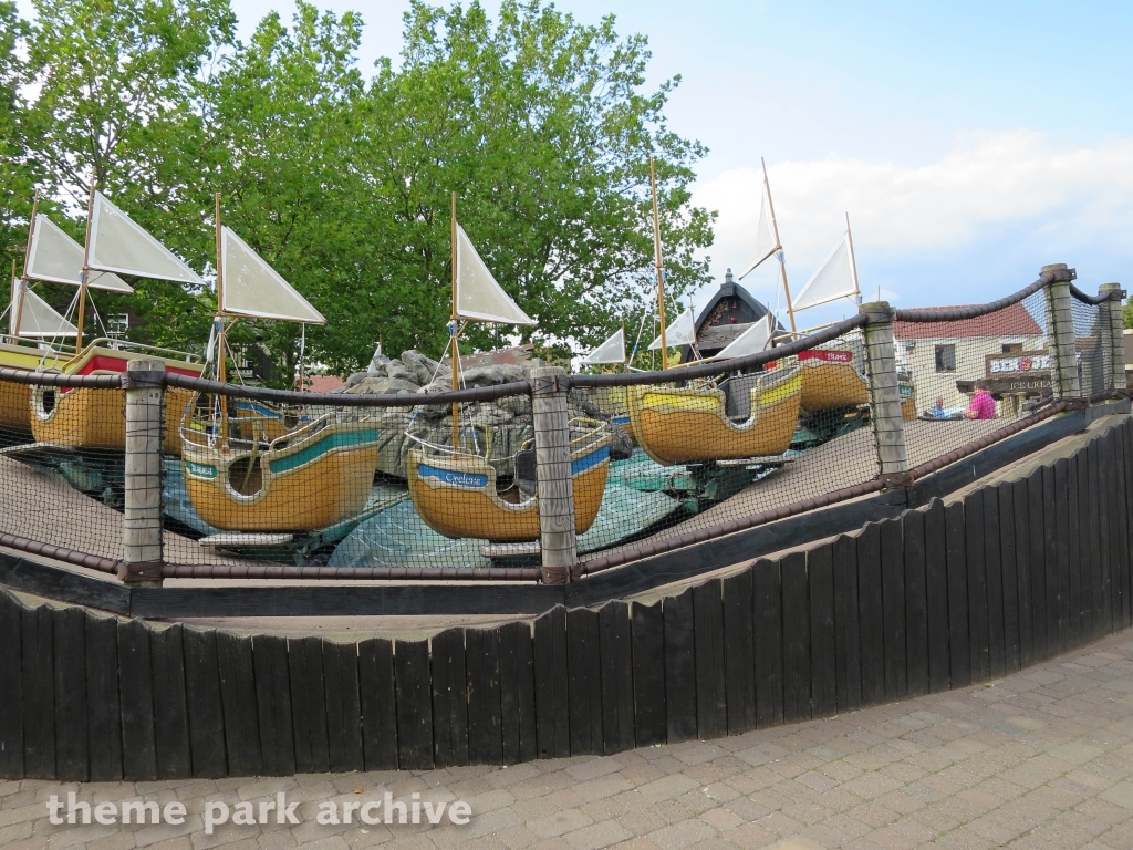 Seastorm at Chessington World of Adventures Resort