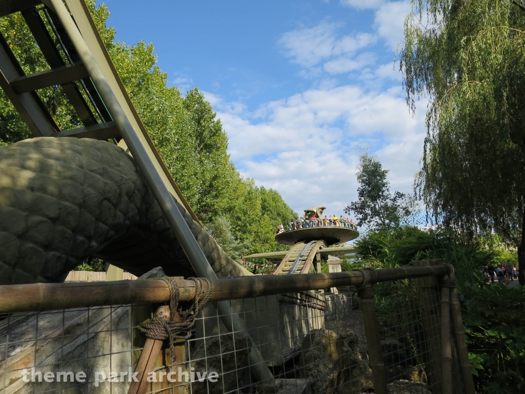 Kobra at Chessington World of Adventures Resort